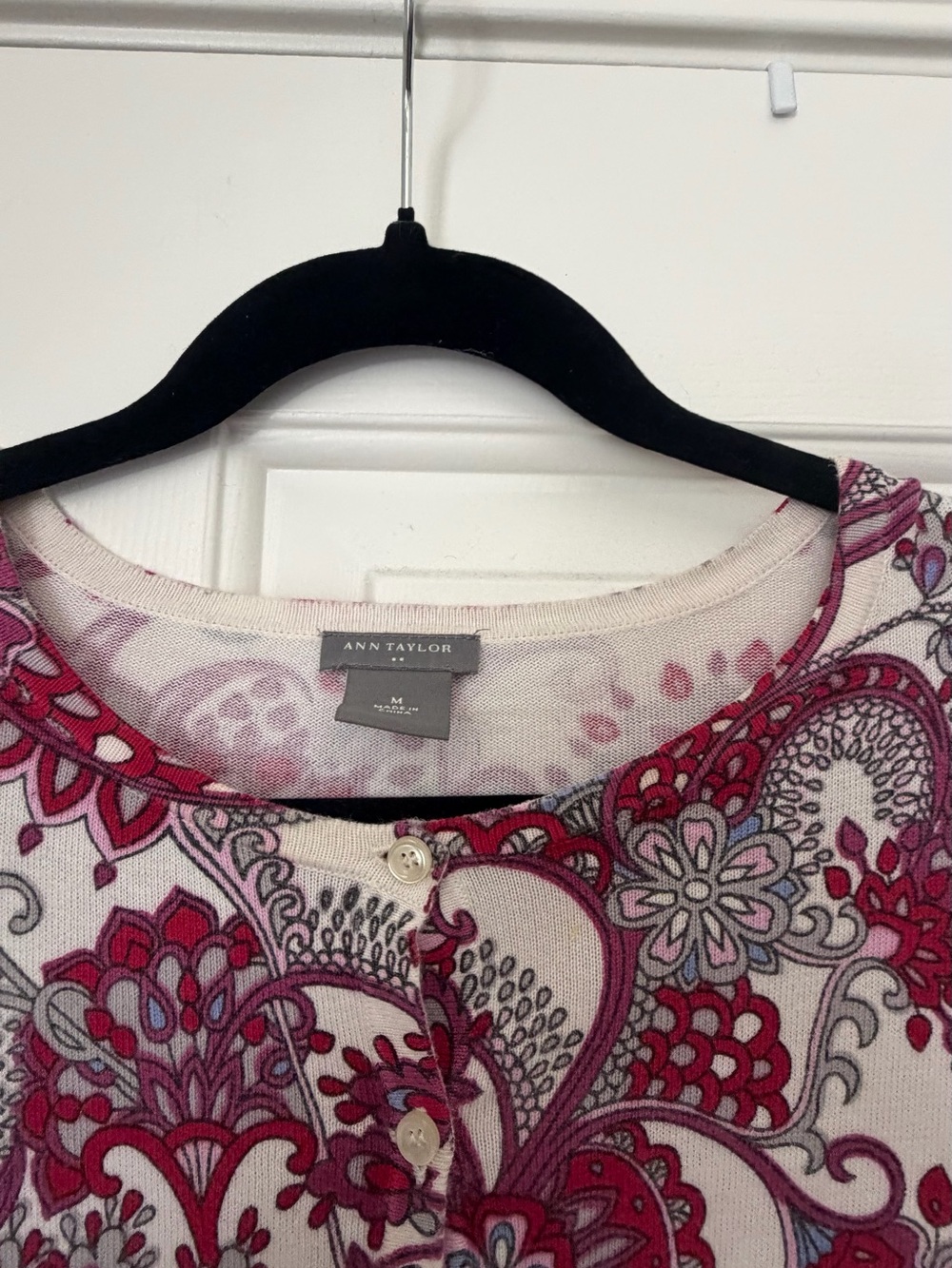 Ann Taylor White & Raspberry Paisley Button-Front Top - Picture 5 of 7